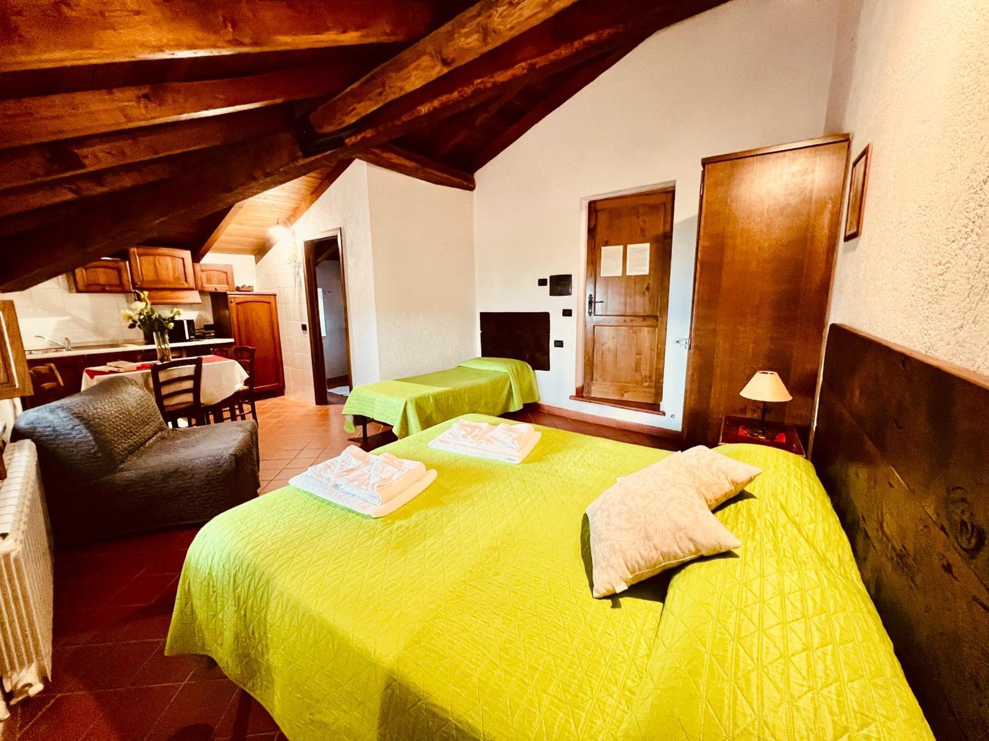 Agriturismo Montagna Verde Apella 리치아나 나르디 외부 사진